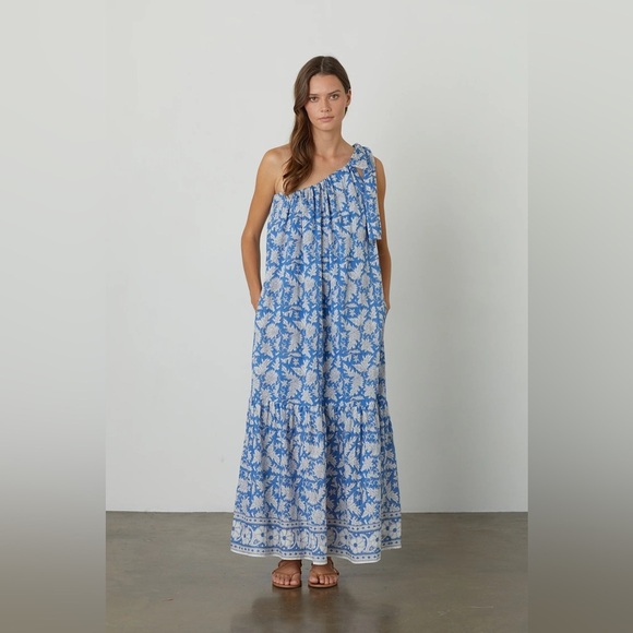 Velvet by Graham & Spencer Joanna Dress Blue One-Shoulder Tie Tiered Maxi Size S - Picture 1 of 11